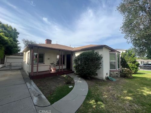 11248 El Rey Dr, Whittier, CA 90606-1422