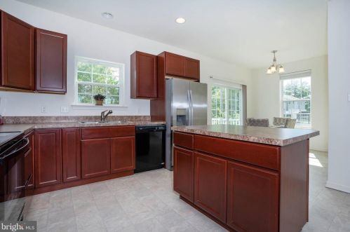 24 Grissom Dr, Bear DE  19701-6848 exterior