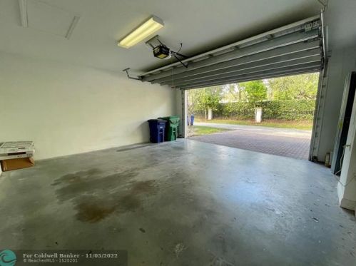 8359 38th St, Hollywood FL  33024-3130 exterior