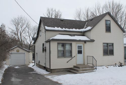 9391 Cable Rd, Little Falls, MN 56345-4340