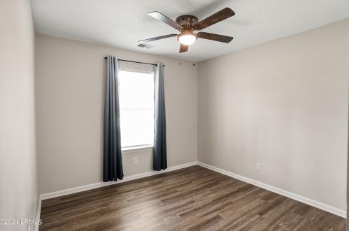 34 Blacksmith Cir, Beaufort SC  29906-8560 exterior