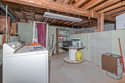 7047 Norwood Dr, Darbydale OH  43123-9643 exterior