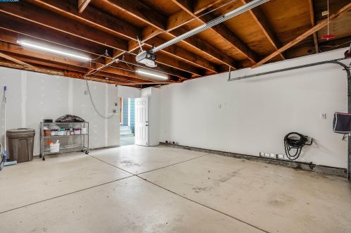 2442 Wright Ct, South San Francisco CA  94080-5257 exterior