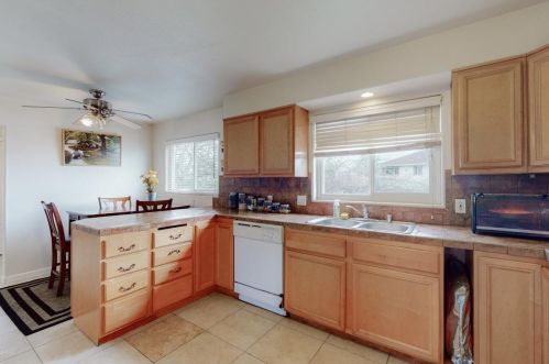 210 Catherine Ln, Grass Valley CA  95945-5802 exterior