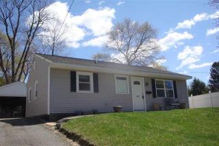 225 Park Ave, Defreestville, NY 12144-3755