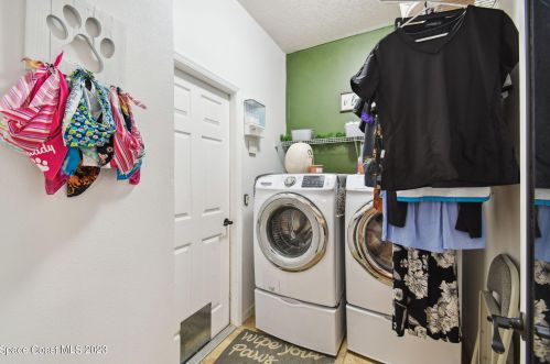 4848 Erin Ln, Melbourne FL  32940-7154 exterior