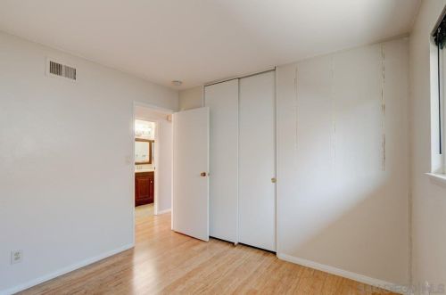 4550 Berwick Dr, San Diego CA  92117-4228 exterior