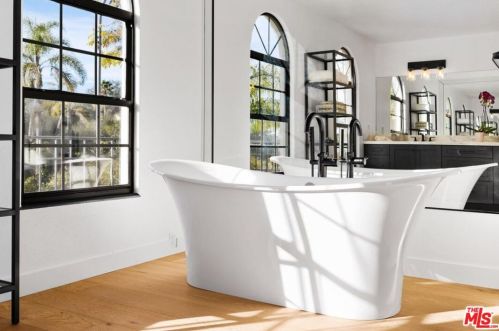 1208 Bel Air Dr, Santa Barbara CA  93105-4602 exterior