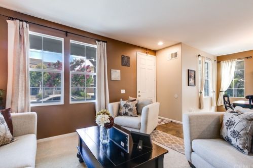 6787 Vanderbilt St, Chino CA  91710-1308 exterior