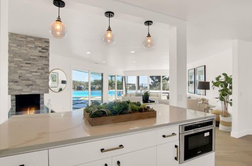 8 Celine Dr, Santa Barbara CA  93105-1911 exterior
