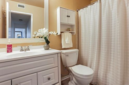 9941 Halberns Blvd, Santee CA  92071-1439 exterior