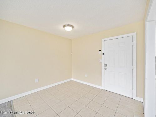 2248 Flower Tree Cir, Melbourne, FL 32935-3352