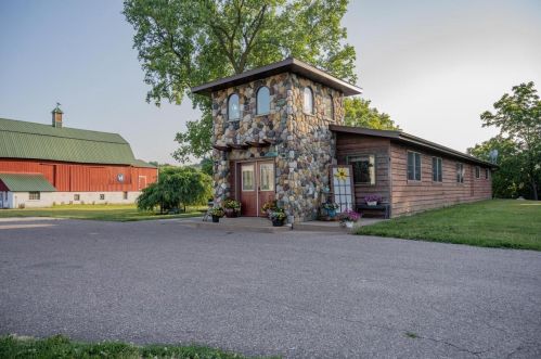 22959 Derby Ave, Tomah, WI 54660-4262