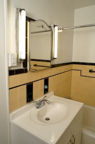 1116 Duss Ave, Ambridge PA  15003-1955 exterior