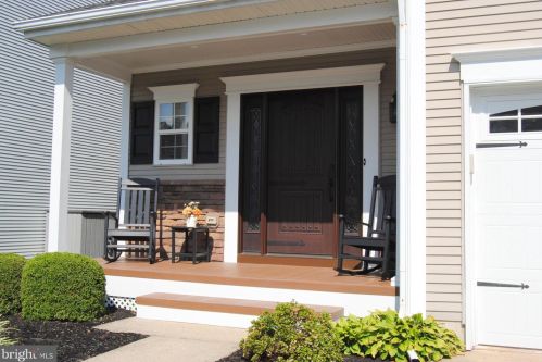 326 Fell Ln, Collegeville, PA 19473-1867