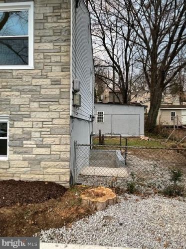 1342 Longview Dr, Woodbridge, VA 22191-2959