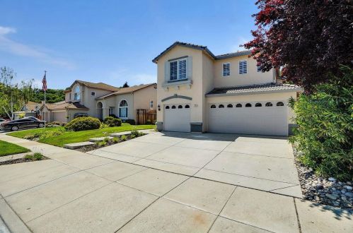 9755 Sparrow Glen Way, Gilroy, CA 95020-8310