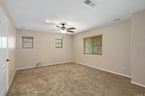 39601 Parkview Dr, Temecula CA  92591-7229 exterior