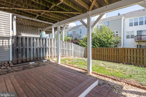 15055 Clementine Way, Haymarket VA  20169-3319 exterior