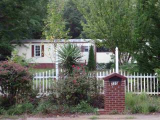 235 Hollydale Dr, Seneca, SC 29678-1232