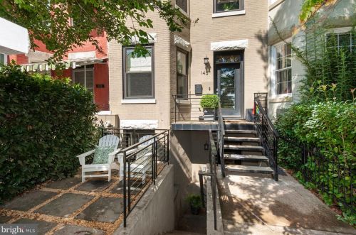 145 Adams St, Washington, DC 20001-1610