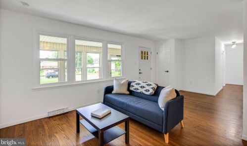 57 Evergreen Ave, Blenheim NJ  08012-3222 exterior