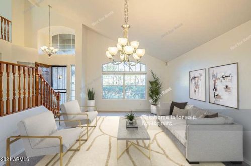 1480 Palm St, Gilbert, AZ 85296-4075