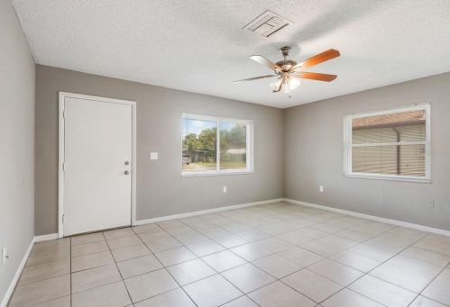 7109 64th St, Pinellas Park FL  33781-4031 exterior