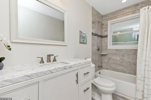 73 Glenwood Rd, Fanwood NJ  07023-1422 exterior