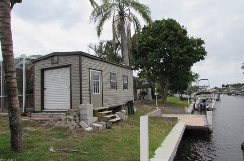 2115 15th St, Cape Coral, FL 33909-1743