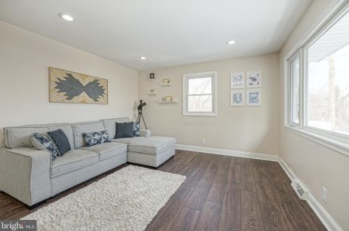 22 Glen Echo Ave, Auburn, NJ 08085-1238
