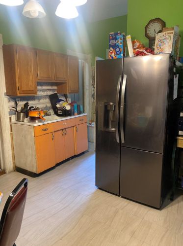 1032 20th St, Milwaukee WI 53204-2052 exterior