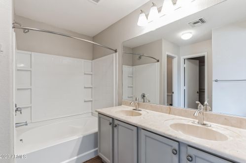 2409 Chris Oliver Way, Tucson AZ  85705-4949 exterior