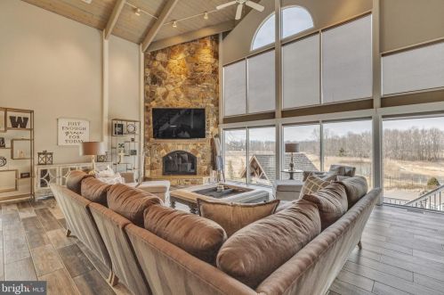 125 Commissioners Pike, Pilesgrove NJ 08098-2033 exterior