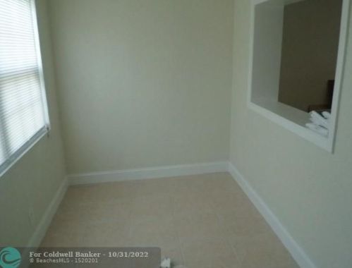 3275 Orange St, Boynton Beach, FL 33435-1622
