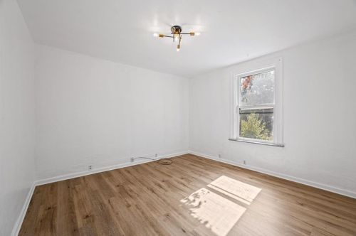 5438 Jackson St, Pittsburgh PA  15206-5311 exterior