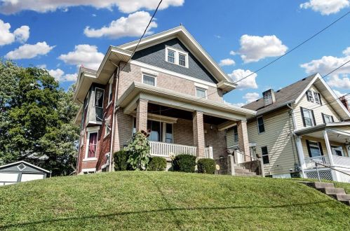 3835 Burwood Ave, Cincinnati, OH 45212-3943