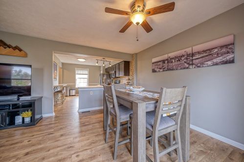 116 Bruton Dr, Gibsonia PA  15044-9524 exterior