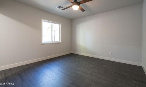 6803 15 St, Phoenix AZ 85040-2321 exterior