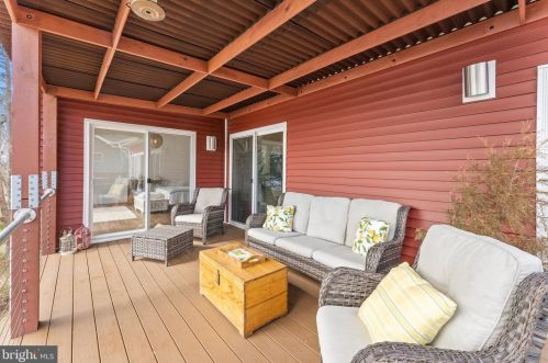 24234 Lands End Dr, Madison Mills VA  22960-3543 exterior