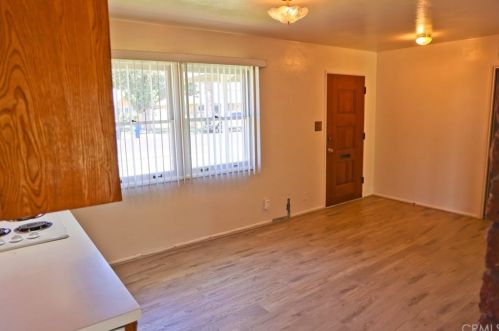 4167 Kingsbury Pl, Riverside, CA 92503-3805