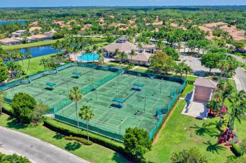 2345 Curley Cut, West Palm Beach FL  33411-5921 exterior