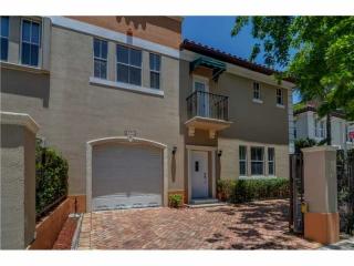 2761 Trade Ave, Miami, FL 33133-3736
