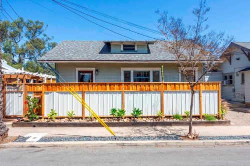 1240 Johnson Ave, San Diego, CA 92103-2318