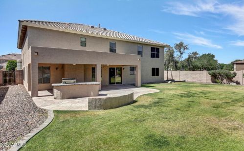 1332 Mead Dr, Chandler, AZ 85248-5521