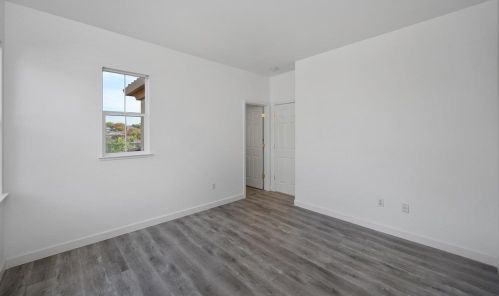 6040 Edgehill Dr, Folsom CA  95762-5474 exterior