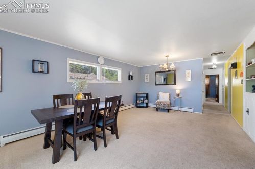 1626 Alexander Cir, Pueblo CO 81001-2002 exterior