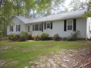 2834 Montclair Cir, Sanford, NC 27332-9159