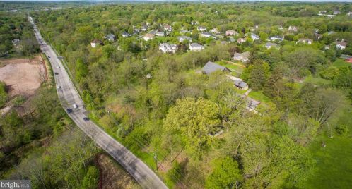 1704 Dreshertown Rd, Dresher PA  19025-1303 exterior