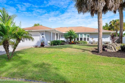 221 Degan Pl, Sebastian FL  32958-4509 exterior